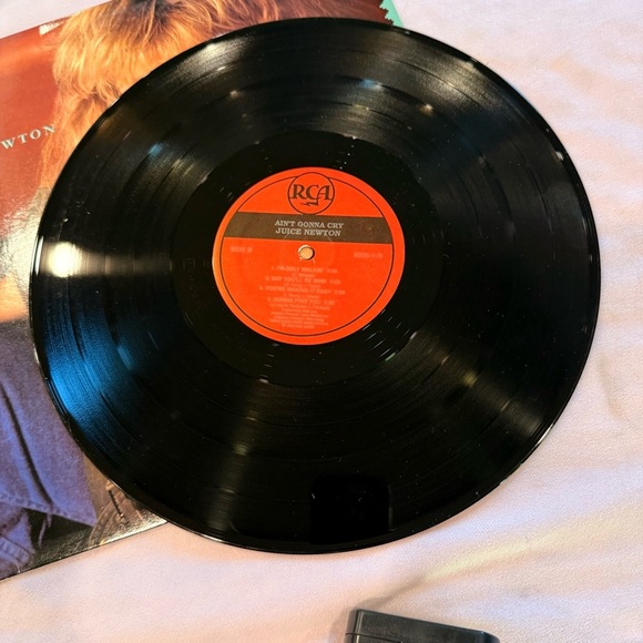 Juice Newton Vinyl Record - Red Cover - Picture 5 of 7